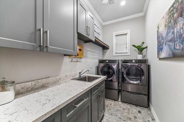 3711 Elmora Street, Houston, TX 77005