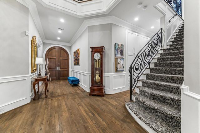 3711 Elmora Street, Houston, TX 77005
