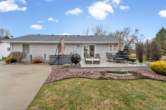 4329 Atkins Road, Port Huron Charter Township, MI 48060