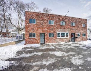 64R Hancock St 201, Braintree, MA 02184