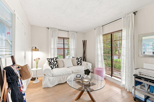 3315 NE 42nd Court, Fort Lauderdale, FL 33308