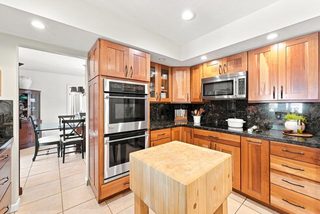 3315 NE 42nd Court, Fort Lauderdale, FL 33308