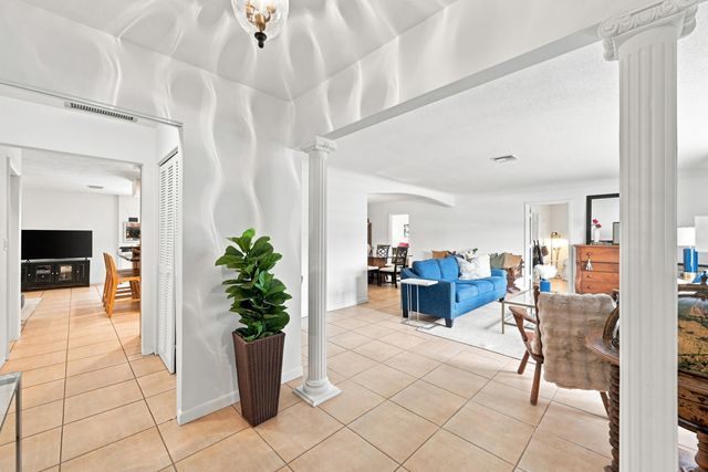 3315 NE 42nd Court, Fort Lauderdale, FL 33308