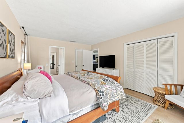 3315 NE 42nd Court, Fort Lauderdale, FL 33308