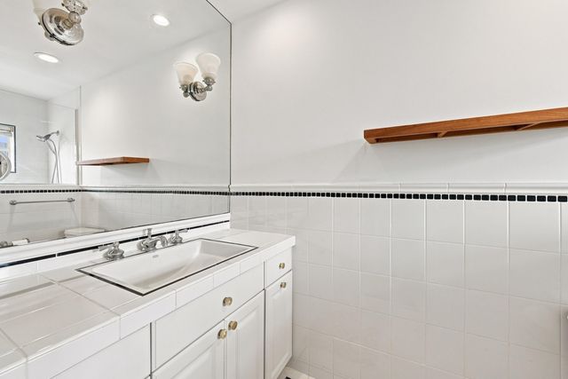 3315 NE 42nd Court, Fort Lauderdale, FL 33308