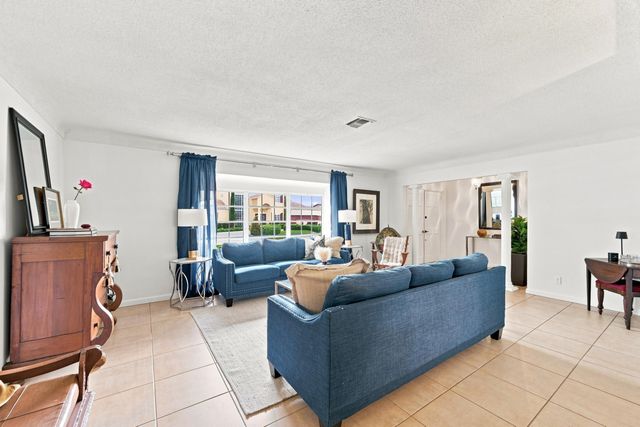 3315 NE 42nd Court, Fort Lauderdale, FL 33308