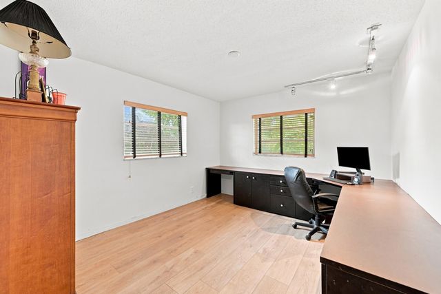 3315 NE 42nd Court, Fort Lauderdale, FL 33308