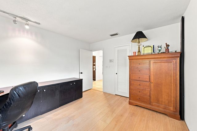 3315 NE 42nd Court, Fort Lauderdale, FL 33308