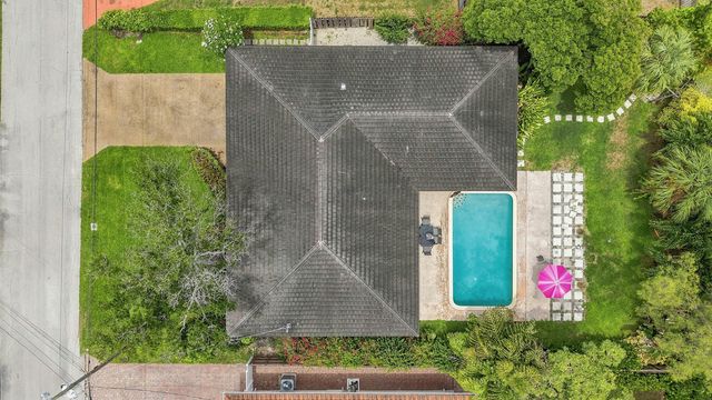 3315 NE 42nd Court, Fort Lauderdale, FL 33308