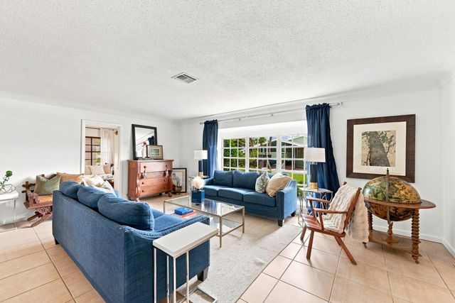 3315 NE 42nd Court, Fort Lauderdale, FL 33308