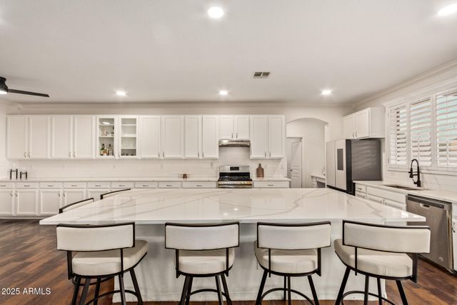 7411 S 25TH Drive, Phoenix, AZ 85041