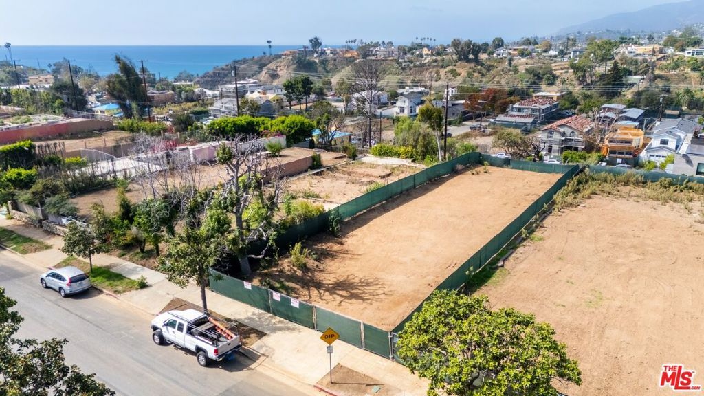 717 Via De La Paz, Pacific Palisades, CA 90272 — photo 5