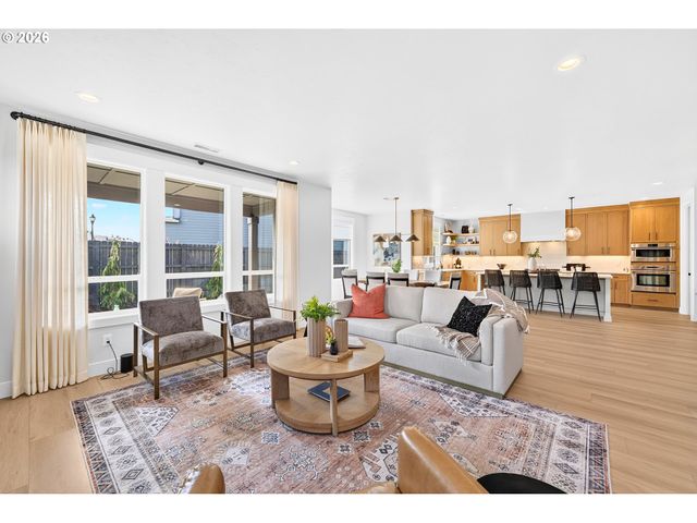 4225 N 12TH Way, Ridgefield, WA 98642