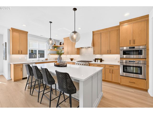 4225 N 12TH Way, Ridgefield, WA 98642