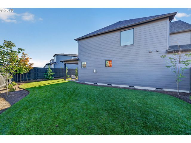 4225 N 12TH Way, Ridgefield, WA 98642
