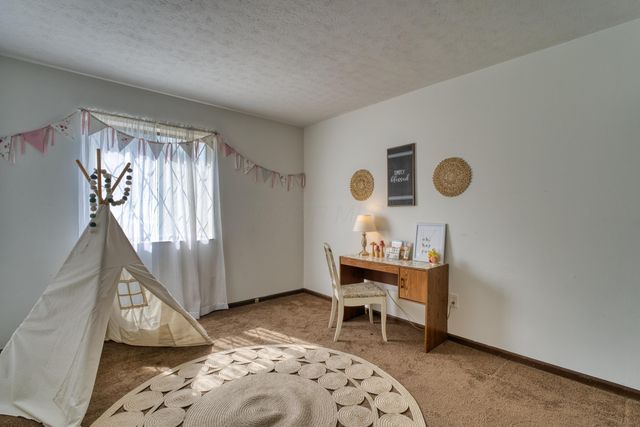 625 Country Club Drive, F6, Newark, OH 43055