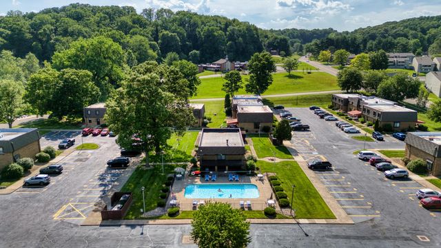 625 Country Club Drive, F6, Newark, OH 43055