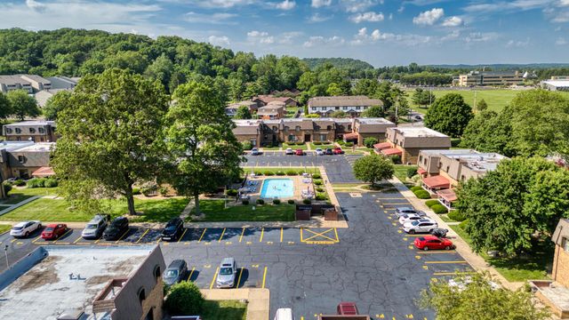 625 Country Club Drive, F6, Newark, OH 43055