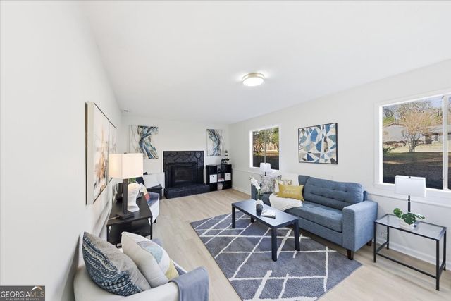 835 Cochise Trail SE, Conyers, GA 30094