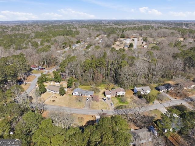 835 Cochise Trail SE, Conyers, GA 30094