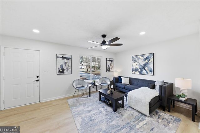 835 Cochise Trail SE, Conyers, GA 30094