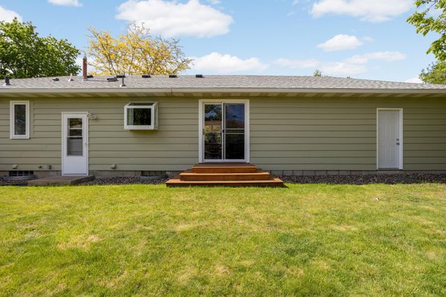 5108 48th Avenue N, Crystal, MN 55429