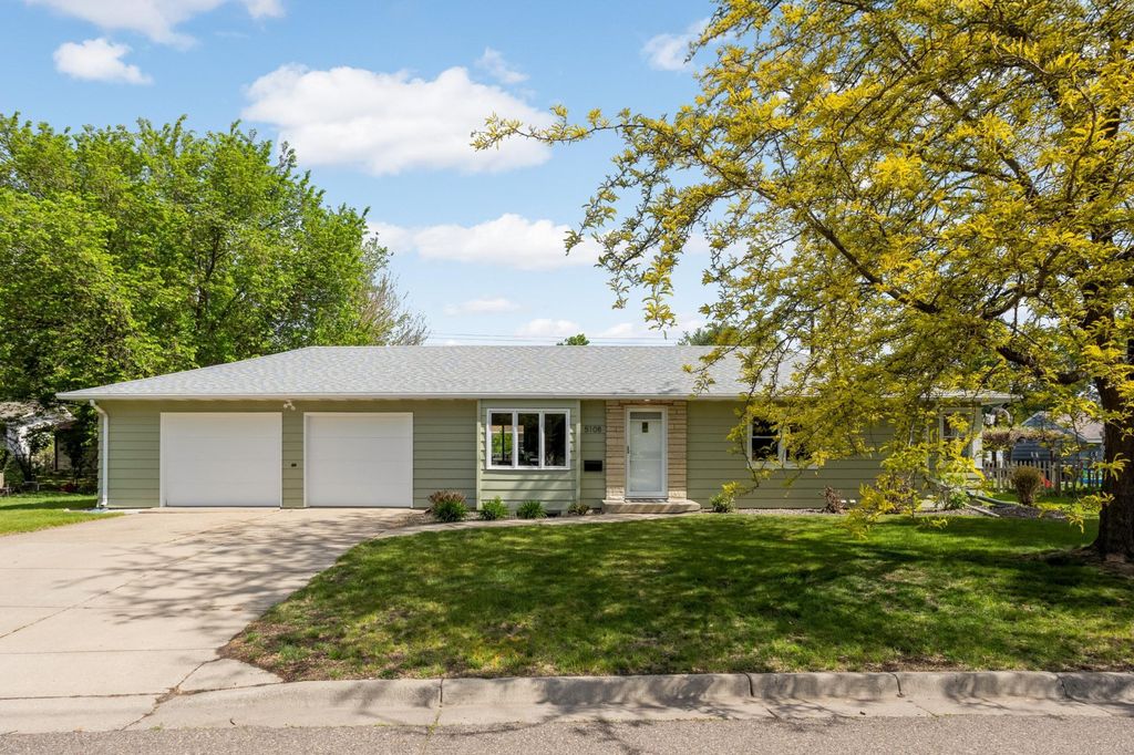 5108 48th Avenue N, Crystal, MN 55429