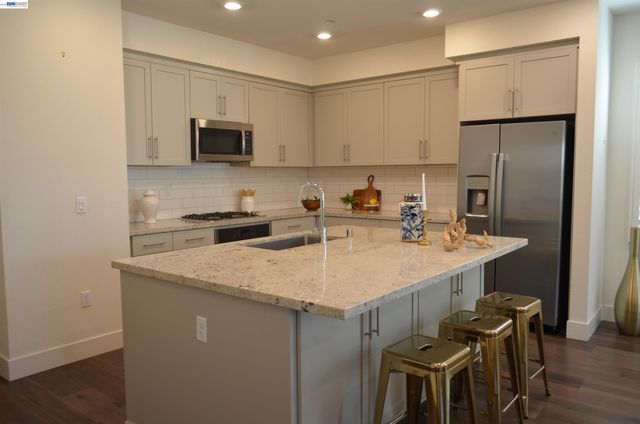 12109 Almeria way, San Ramon, CA 94583