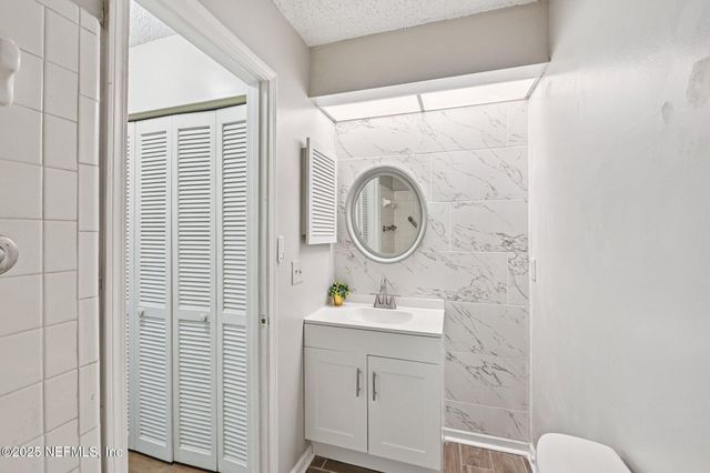 3801 CROWN POINT Road 1174, Jacksonville, FL 32257