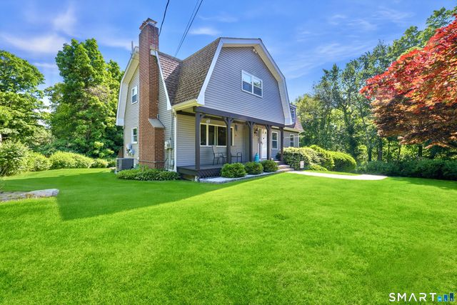 11 Birdseye Rd Extension, Shelton, CT 06484