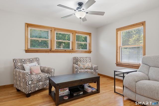 11 Birdseye Rd Extension, Shelton, CT 06484