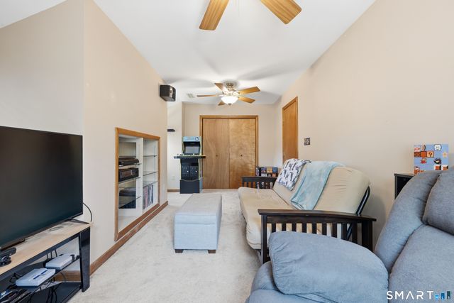 11 Birdseye Rd Extension, Shelton, CT 06484