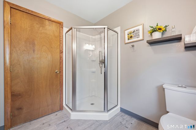 11 Birdseye Rd Extension, Shelton, CT 06484