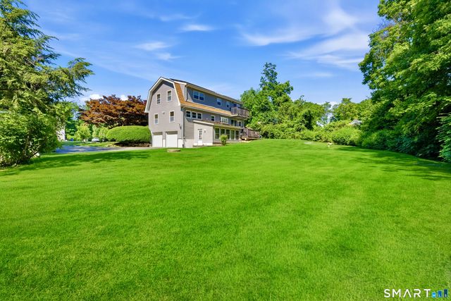 11 Birdseye Rd Extension, Shelton, CT 06484