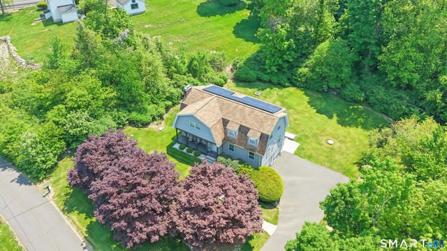 11 Birdseye Rd Extension, Shelton, CT 06484