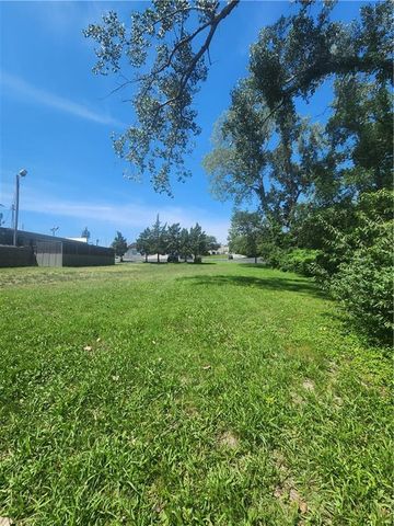 4748-52 State Avenue, Kansas City, KS 66102