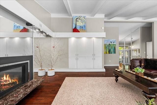 18 Huntington Lane, Norwich, CT 06360