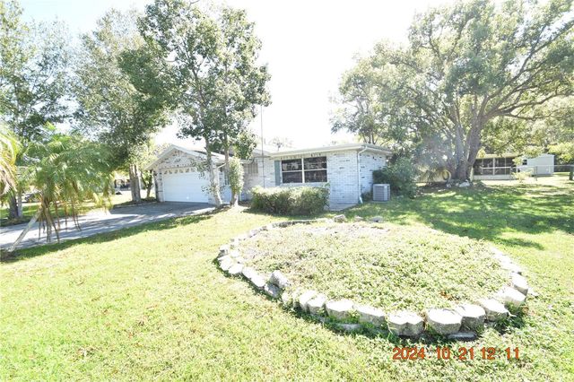 7742 YUCCA DRIVE, New Port Richey, FL 34653