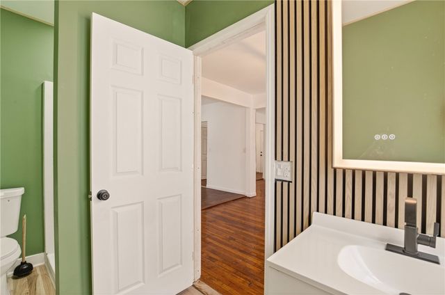 403 9th St, Windber, PA 15963