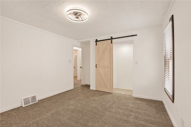 403 9th St, Windber, PA 15963