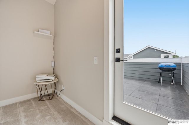 1911 S 7th Street, Omaha, NE 68101