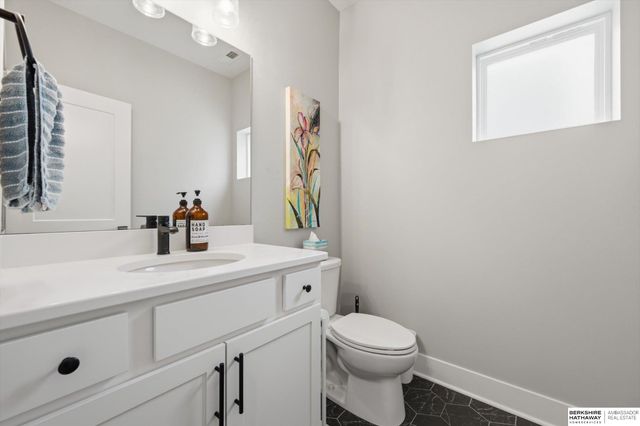 1911 S 7th Street, Omaha, NE 68101