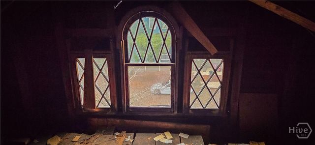 218 W 38th Street, Savannah, GA 31401