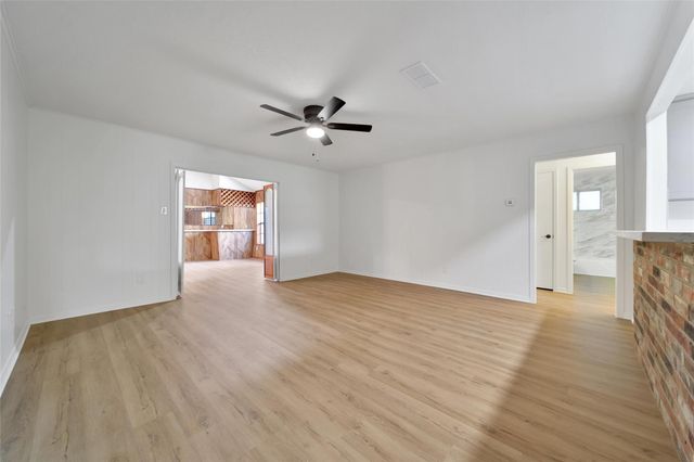 5411 Fairgreen Lane, Houston, TX 77048