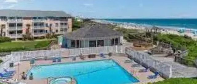 9201 Coast Guard Road F302, Emerald Isle, NC 28594