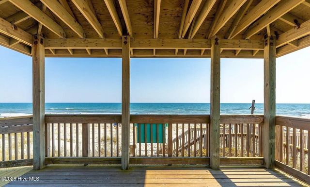 9201 Coast Guard Road F302, Emerald Isle, NC 28594