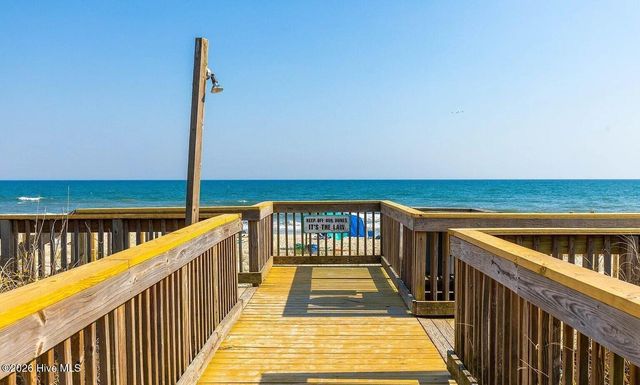9201 Coast Guard Road F302, Emerald Isle, NC 28594