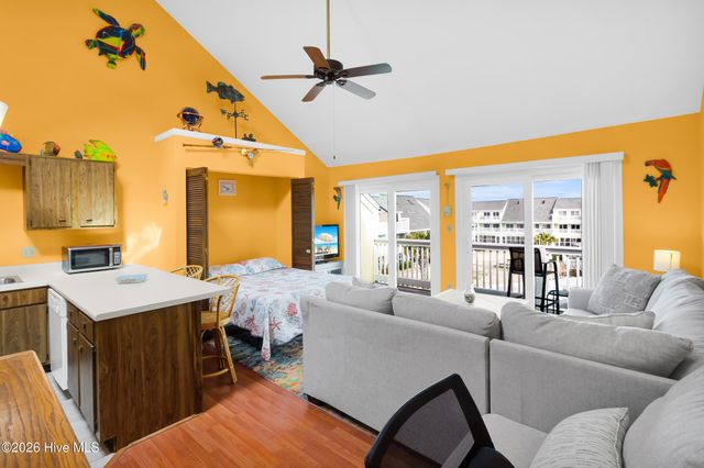 9201 Coast Guard Road F302, Emerald Isle, NC 28594