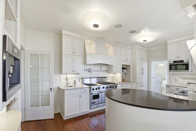 225 Sequoia Avenue, San Jose, CA 95126