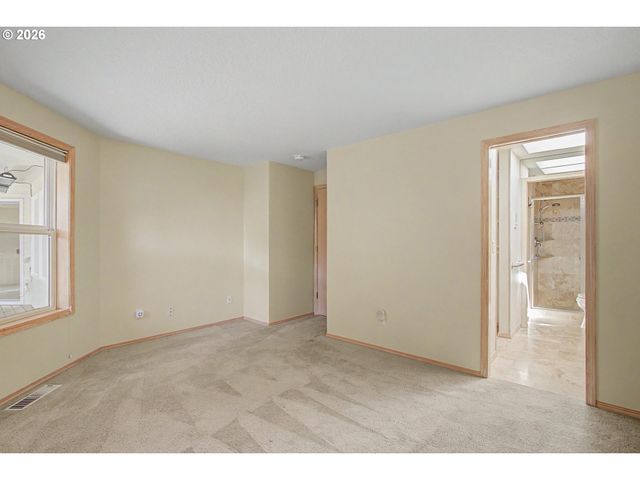 15803 Se 27TH Cir, Vancouver, WA 98683